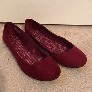 wine microfiber flats